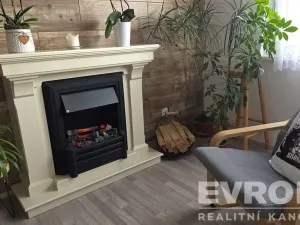 Prodej bytu 3+1, Pardubice - Zelené Předměstí, Karla IV., 76 m2