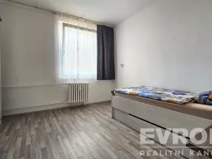 Prodej bytu 3+1, Pardubice - Zelené Předměstí, Karla IV., 76 m2