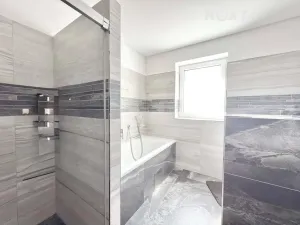 Prodej rodinného domu, Dražice, 180 m2