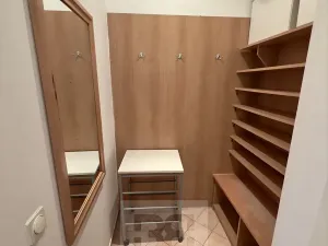 Pronájem bytu 2+kk, Praha - Holešovice, Umělecká, 58 m2