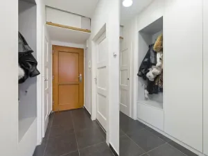 Prodej bytu 1+1, Praha - Holešovice, Osadní, 45 m2