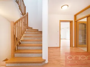 Pronájem rodinného domu, Praha - Stodůlky, Ke Koh-i-nooru, 300 m2