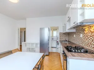 Pronájem bytu 2+kk, Praha - Břevnov, Patočkova, 40 m2