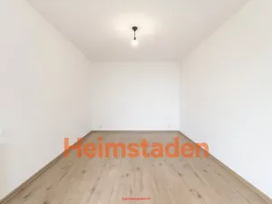 Pronájem bytu 1+kk, Karviná - Nové Město, Kořenského, 36 m2