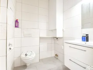 Pronájem bytu 2+kk, Olomouc, Jeremenkova, 48 m2