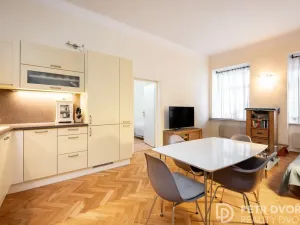 Prodej bytu 3+kk, Praha - Staré Město, Dlouhá, 51 m2