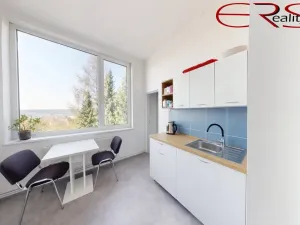 Pronájem kanceláře, Jablonec nad Nisou, 73 m2