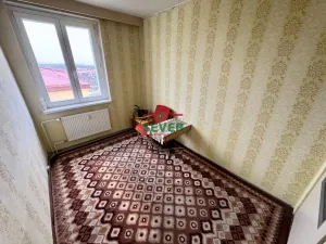 Prodej bytu 3+1, Chomutov, Pod Břízami, 60 m2