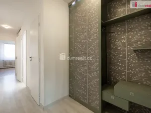 Prodej bytu 3+1, Praha - Řepy, Nevanova, 73 m2