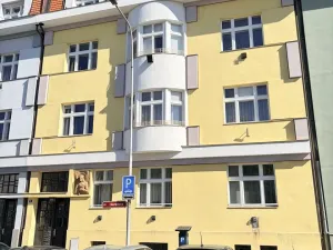 Pronájem bytu 2+kk, Hradec Králové, Nerudova, 55 m2