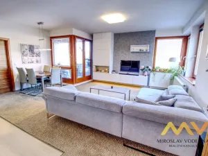 Pronájem bytu 4+kk, Hradec Králové - Nový Hradec Králové, Národních mučedníků, 95 m2