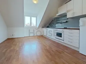 Prodej bytu 2+1, Praha - Dejvice, 57 m2