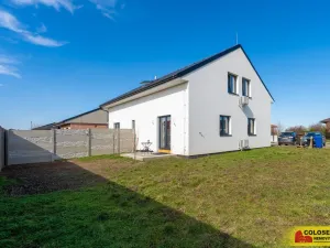 Prodej bytu 2+kk, Hrádek, 43 m2