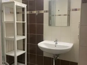 Pronájem bytu 2+kk, Praha - Vršovice, Vršovická, 48 m2