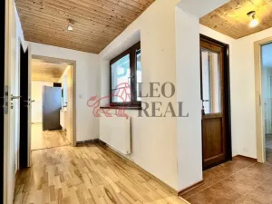 Prodej rodinného domu, Lopeník, 250 m2