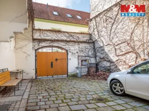 Prodej obchodního prostoru, České Budějovice - České Budějovice 1, Hradební, 615 m2