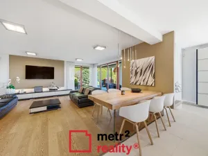 Prodej rodinného domu, Slatinky, 258 m2