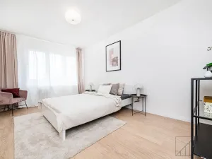 Prodej bytu 4+kk, Praha - Žižkov, Pod lipami, 75 m2