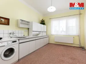 Prodej činžovního domu, Kravaře, 180 m2