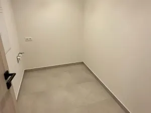 Prodej bytu 2+kk, Praha - Hloubětín, Poděbradská, 59 m2