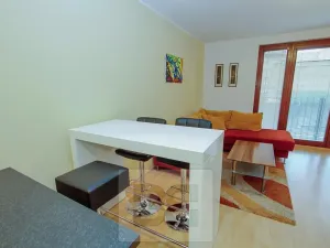 Pronájem bytu 2+kk, Praha - Holešovice, V háji, 54 m2