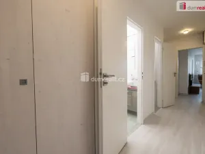 Prodej bytu 3+1, Praha - Řepy, Nevanova, 73 m2