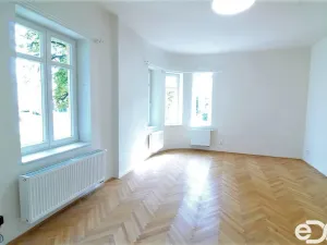 Pronájem bytu 2+kk, Kolín - Kolín II, Riegrovo náměstí, 58 m2