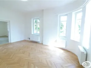 Pronájem bytu 2+kk, Kolín - Kolín II, Riegrovo náměstí, 58 m2