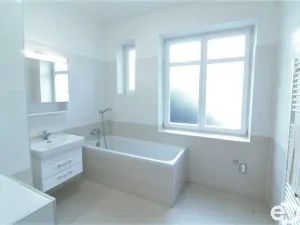 Pronájem bytu 2+kk, Kolín - Kolín II, Riegrovo náměstí, 58 m2