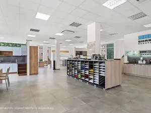 Pronájem obchodního prostoru, Praha - Hloubětín, Poděbradská, 110 m2