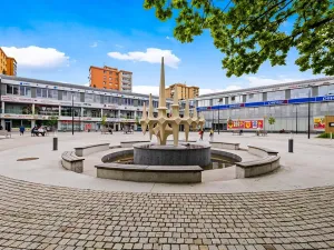 Pronájem obchodního prostoru, Praha - Hloubětín, Poděbradská, 110 m2