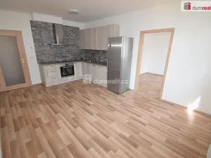 Pronájem bytu 4+kk, Praha - Uhříněves, Oty Bubeníčka, 78 m2