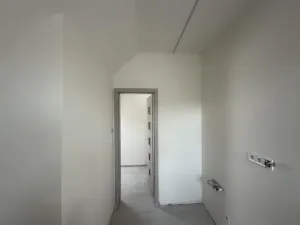 Pronájem bytu 2+1, Praha - Žižkov, Na Jarově, 50 m2