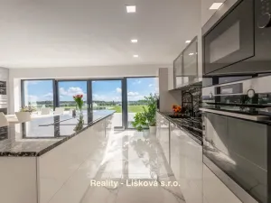 Prodej rodinného domu, Přestanov, 196 m2