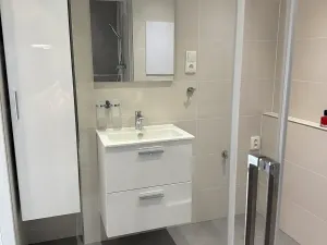 Pronájem bytu 1+1, Liberec, Bezová, 39 m2