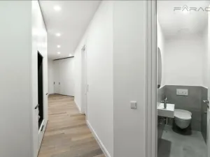 Pronájem bytu 4+kk, Praha - Vinohrady, náměstí Jiřího z Poděbrad, 118 m2