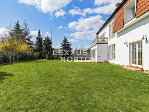 Pronájem vily, Průhonice, U Komárova, 610 m2