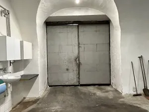 Pronájem skladu, Hajany, 900 m2