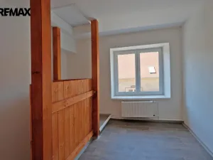 Prodej rodinného domu, Stráž nad Ohří, 200 m2