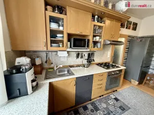 Prodej bytu 2+kk, Karlovy Vary - Dvory, Chebská, 46 m2