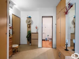 Pronájem bytu 2+kk, Praha, U pramene, 49 m2