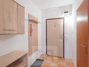 Pronájem bytu 2+kk, Praha - Ruzyně, Ciolkovského, 42 m2