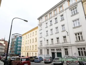 Pronájem bytu 1+kk, Praha - Nové Město, Hálkova, 31 m2