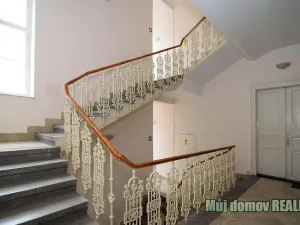 Pronájem bytu 1+kk, Praha - Nové Město, Hálkova, 31 m2