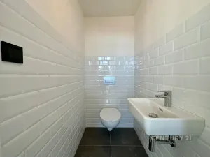 Prodej bytu 2+kk, Praha - Vysočany, Kolbenova, 60 m2