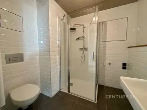 Prodej bytu 2+kk, Praha - Vysočany, Kolbenova, 60 m2