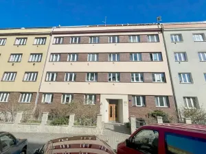 Pronájem bytu 1+kk, Praha, Pelhřimovská, 30 m2