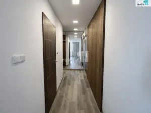 Pronájem bytu 3+kk, Praha - Hostivař, Hornoměcholupská, 68 m2