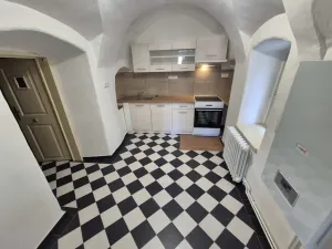 Pronájem bytu 1+1, Sobotka, náměstí Míru, 35 m2