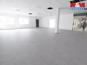 Pronájem obchodního prostoru, Benešov, Vnoučkova, 185 m2